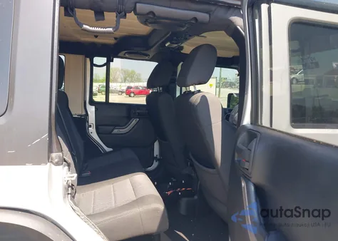 2011 Jeep Wrangler Unlimited Sport z USA, uszkodzony, nr VIN 1J4BA3H17BL517599